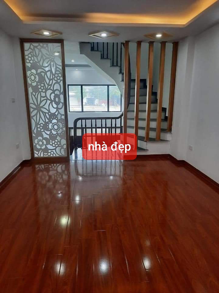 Bán nhà Đại Mỗ Nam Từ Liêm, giáp Hà Đông. Dt 42m2, 5T, ô tô đỗ cửa, 5.7 tỷ