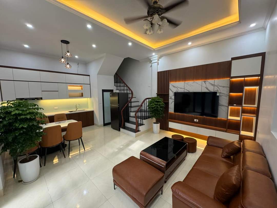 BÁN NHÀ ĐỘI CẤN-QUẬN BA ĐÌNH-DT45M×4T-MT7M-GIÁ 8.95TỶ-BA THOÁNG-GẦN PHỐ