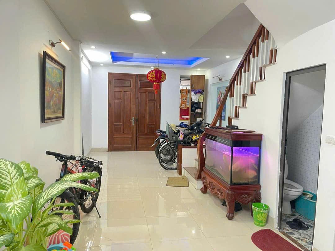 BÁN NHÀ TRẦN CUNG -BẮC TỪ LIÊM - VỀ Ở LUÔN - NGÕ THOÁNG .DT: 39/43M TỪ TẦNG 2, 5 TẦNG, GIÁ 6,75TỶ.