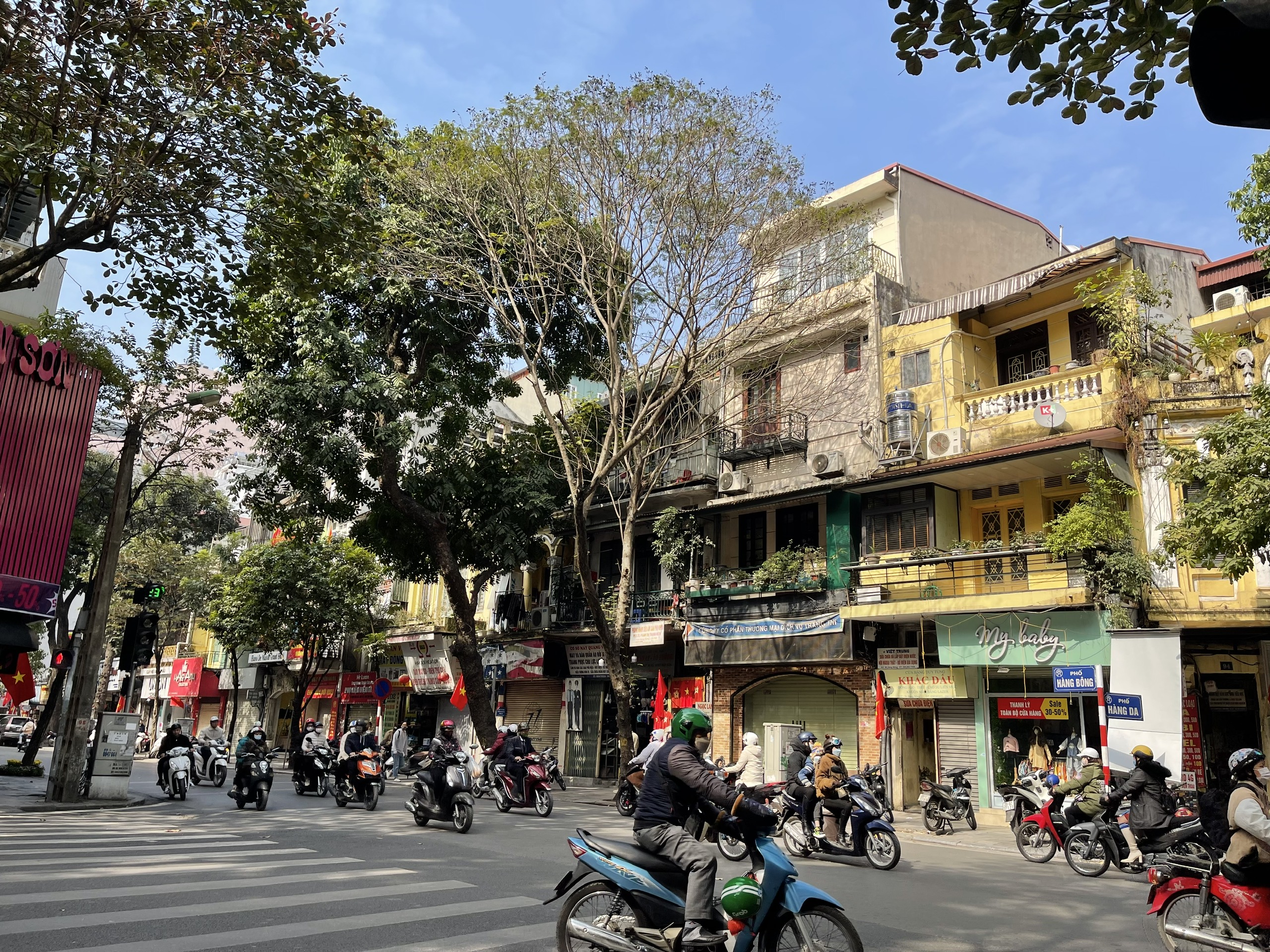 Bán nhà KINH DOANH mặt phố Hàng Bông - Hoàn Kiếm, VỈA HÈ, SẦM UẤT, 16m2 x 5 tầng, 16.5 tỷ