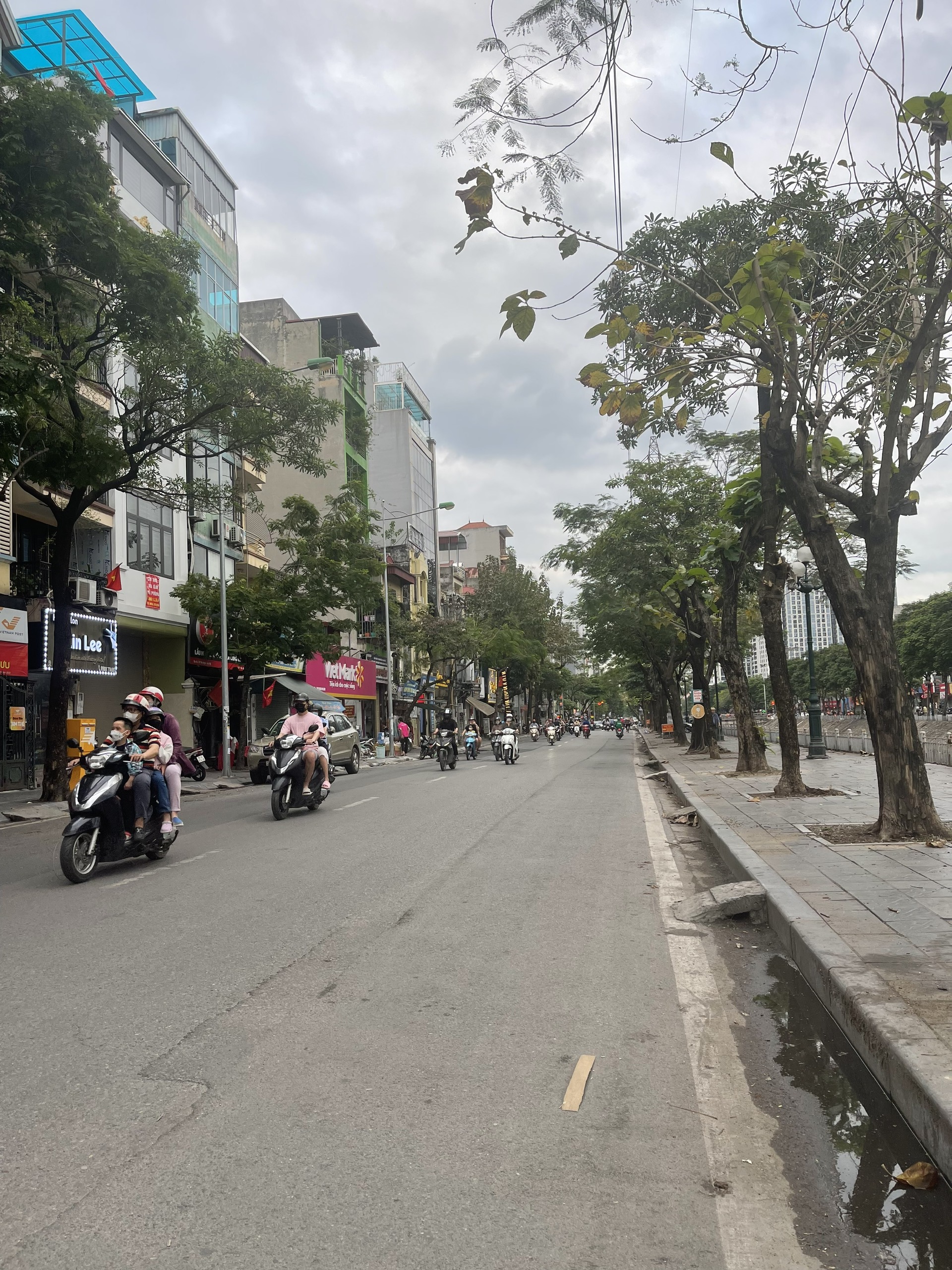Bán mảnh đất phố Kim Ngưu - Hai Bà Trưng, kho xưởng / chuyển đổi mục đích, 1,820m2, mặt tiền 15m, 120 tỷ