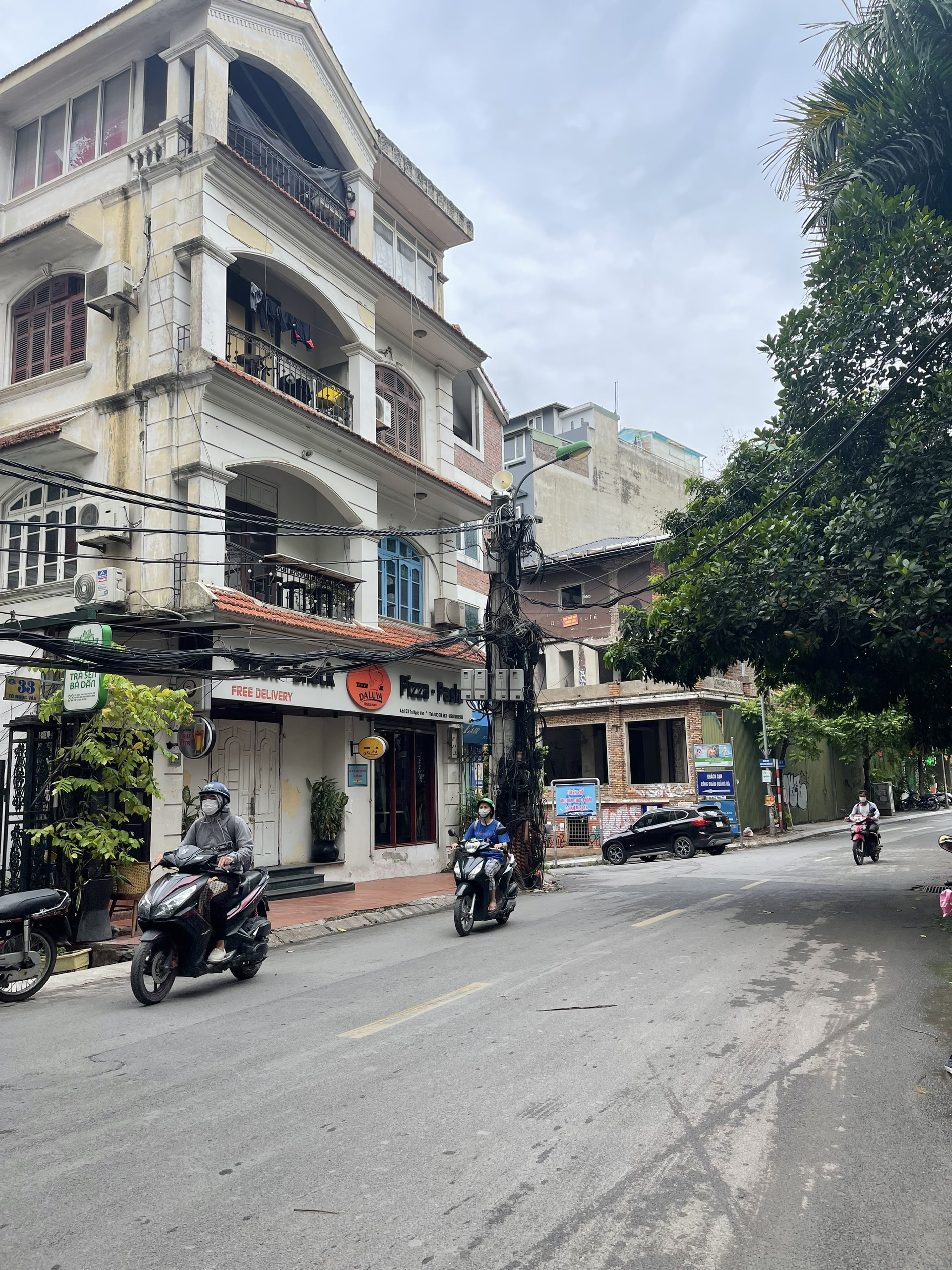 Bán nhà mặt phố TÔ NGỌC VÂN - Tây Hồ, 2 thoáng trước - sau, full nội thất gỗ xịn, 100m2 x 6 tầng, 72 tỷ