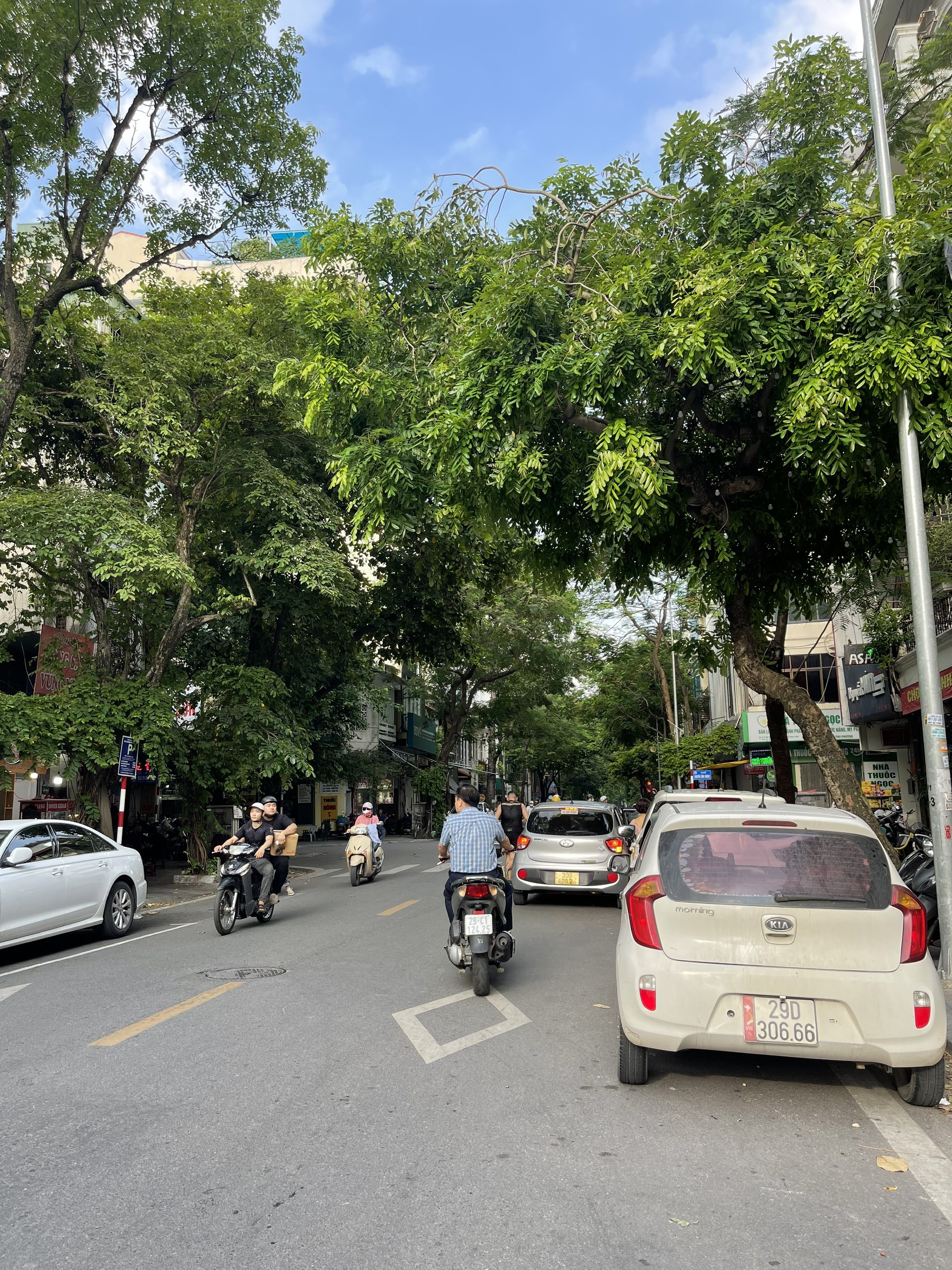 (HIẾM) Bán nhà kinh doanh mặt phố Tuệ Tĩnh - Hai Bà Trưng, 14m2, mặt tiền rộng, 12 tỷ