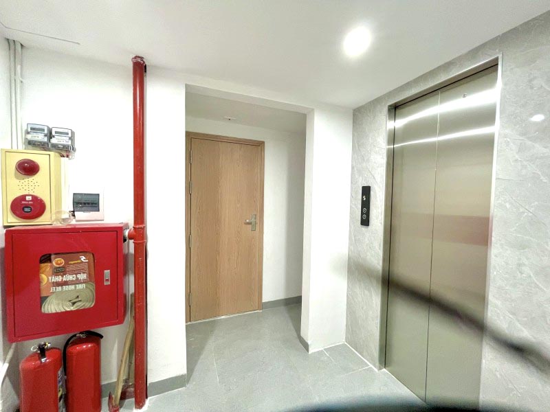 TRẦN DUY HƯNG - CẦU GIẤY - GẦN Ô TÔ- NGÕ THÔNG- THANG MÁY- DÒNG TIỀN - NHỈNH 16 TỶ