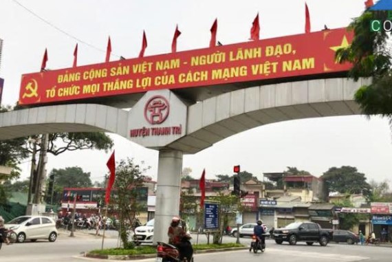 Cần bán nhà mặt phố 4 Tầng 40m, kinh doanh sầm uất, Trung tâm Thanh Trì giá 1x tỷ