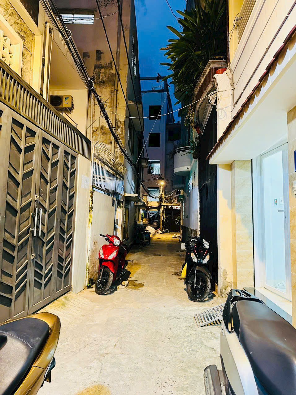 SIÊU PHẨM 47/ .... BuiDinhTuy - P.24- Q.Bình thạnh