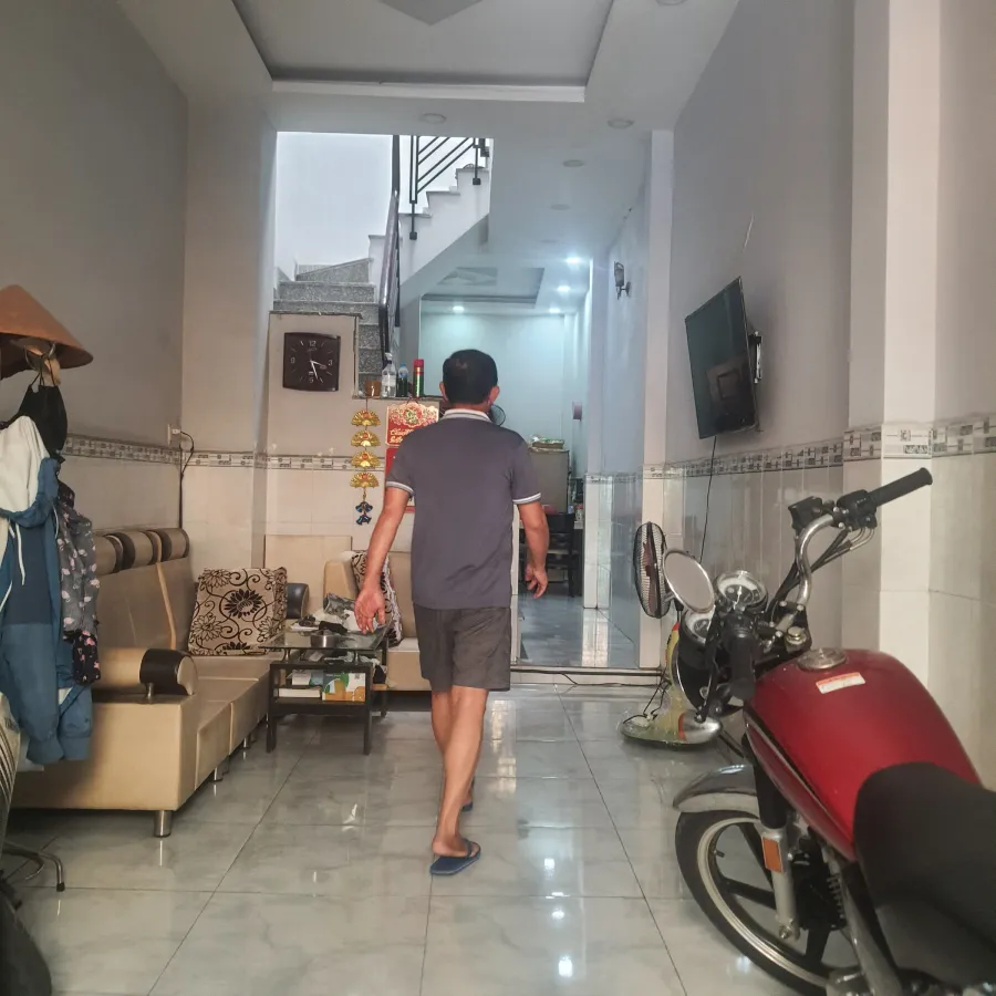 BÁN NHÀ MẶT TIỀN ĐƯỜNG SÁT LŨY BÁN BÍCH GIÁ NHỈN 5 TỶ