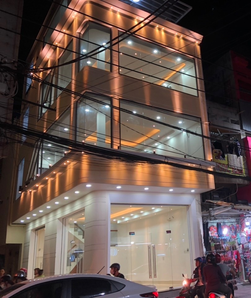 NHÀ GÓC 2 MT PHẠM VĂN HAI, 5x11m, 3 PHÒNG NGỦ