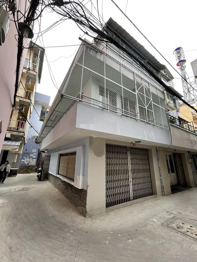 NHÀ 3 MT HẺM HIỆP NHẤT, 4.5x11m, 4 PHÒNG NGỦ