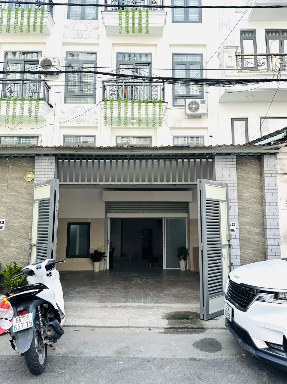 NHÀ MT YÊN THẾ, 6x12m, 2 PHÒNG NGỦ, FULL NỘI THẤT