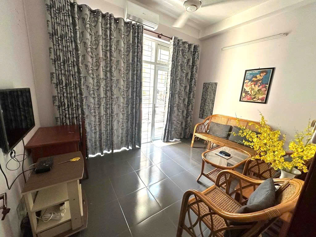 NHÀ 3 TẦNG MT PHAN VĂN SỬU, 4x10m, 5 PHÒNG NGỦ