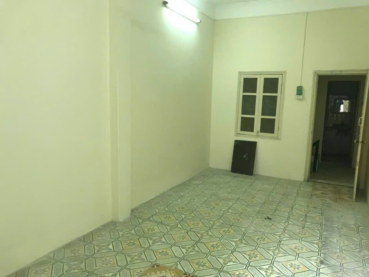 CHO THUÊ NHÀ LÀM VP CÔNG TY, VỪA Ở VỪA KD PHỐ NGÔ QUYỀN, 3 TẦNG, 40M2, 4 N, 11 TRIỆU