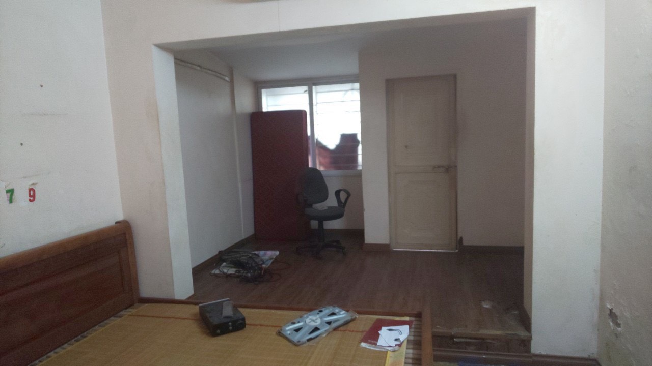 CHO THUÊ CĂN HỘ TẬP THỂ TẦNG 4 PHỐ CẢM HỘI, LÒ ĐÚC, HAI BÀ TRƯNG, HÀ NỘI, 70M2