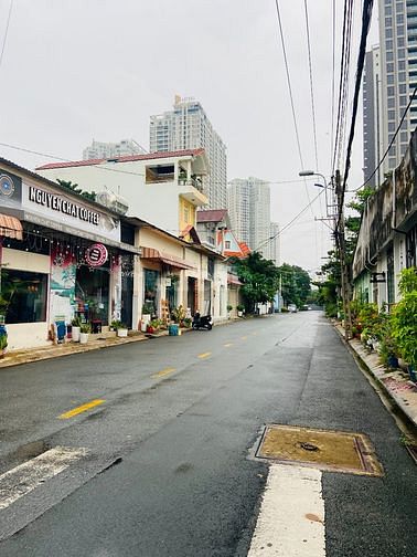 Cần Bán gấp căn Nhà trần não ngay sát vòng xoay Trần Não, P. An Khánh, Quận 2