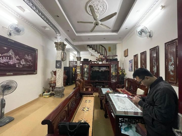 Bán Nhà Đống Đa Trường Chinh 77/85m2 MT5,2m Ô Chờ Thang Máy Gía 11 Tỷ.