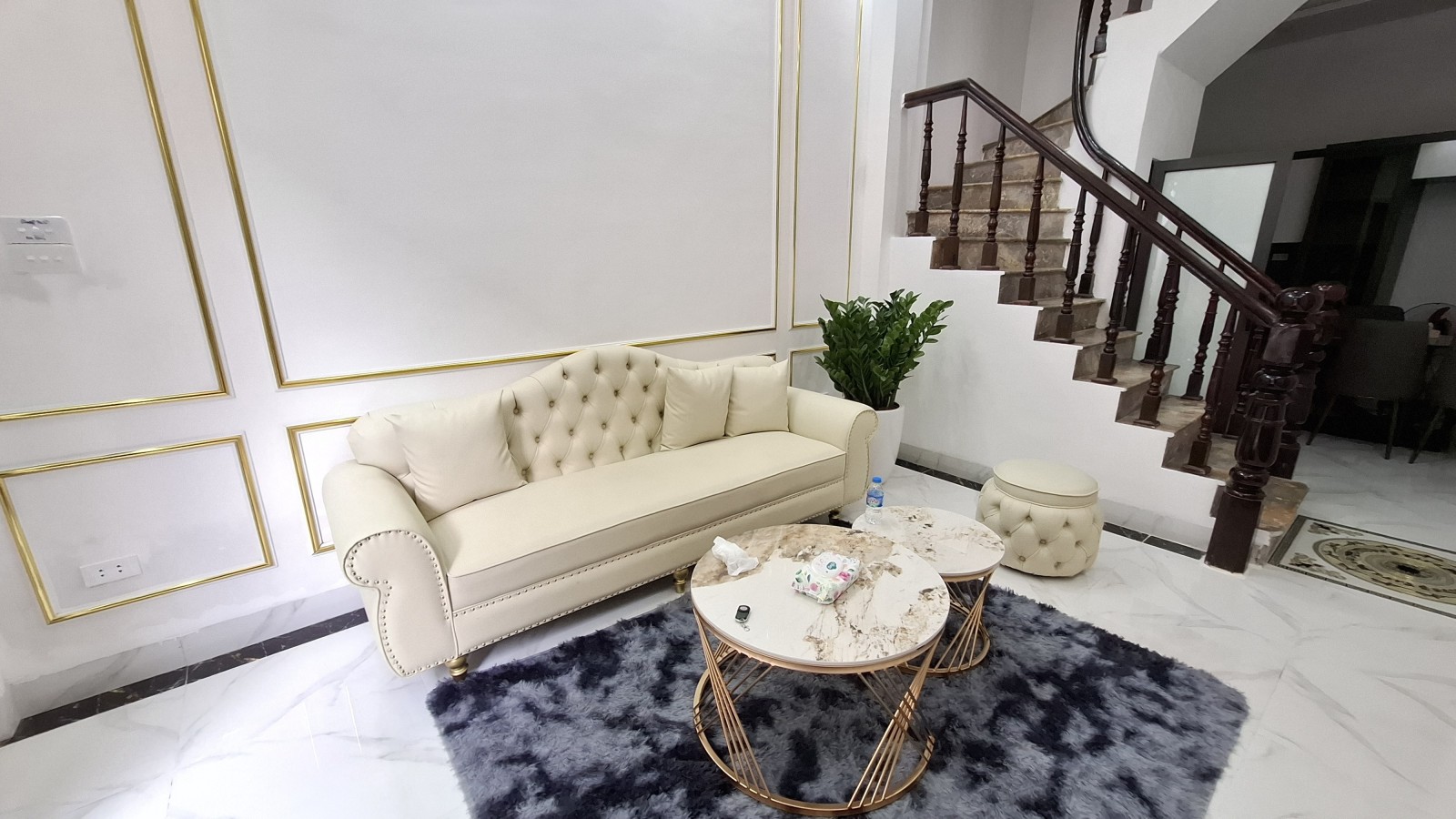 Ngõ thẳng tắp, Thông, Nhà Đẹp ở luôn, bán nhà Hồ Đắc Di-0989311985