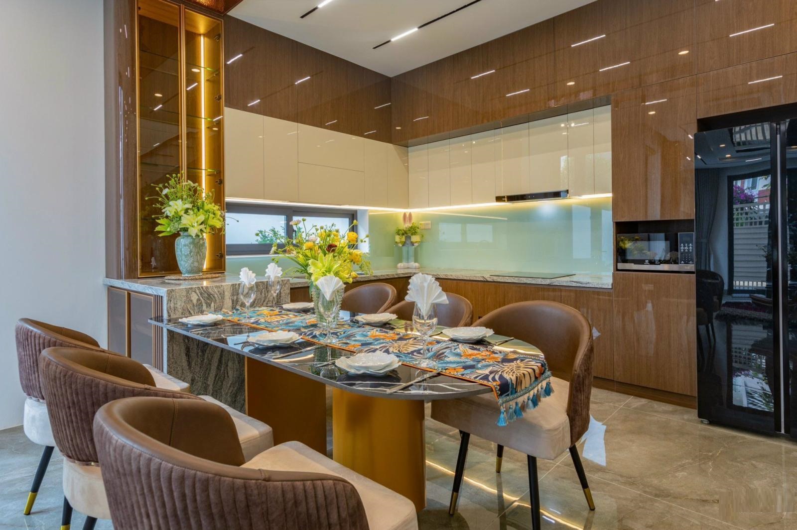 ♥ Villa 2 Mặt tiền đường 7.5m kề trung Tâm Hải Châu, 150m2, 3 tầng mới tinh, tiện nghi đẳng cấp