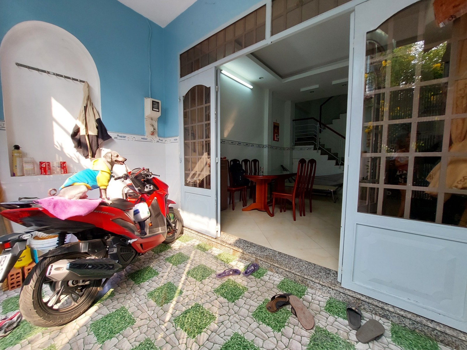 Bán Nhà Tân Bình - 80 M2 , 2 tầng - Lô Góc - Ở Ngay - Nhỉnh 6 Tỷ .