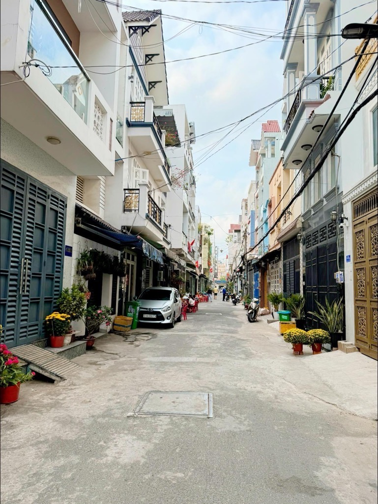 Nhà đẹp 4 tầng Lê Văn Quới - Bình Tân - 65m2 - hơn 6 tỷ