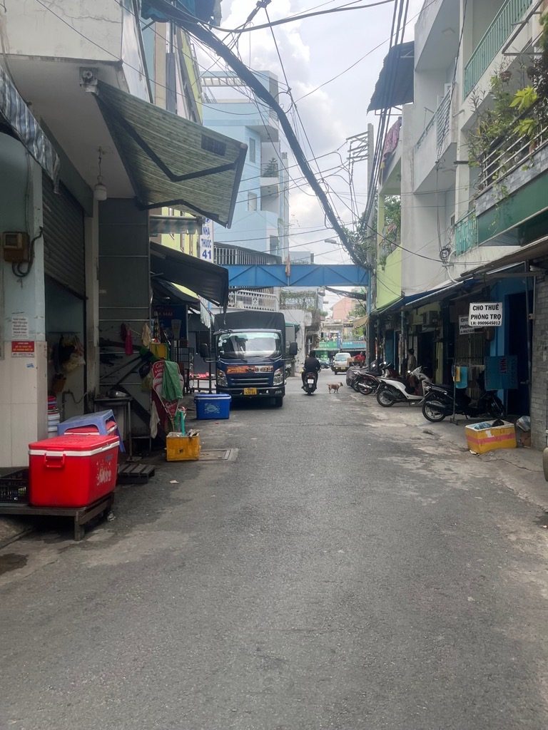 HẺM 6M - SÁT MẶT TIỀN ĐƯỜNG LẠC LONG QUÂN - TIỆN KINH DOANH MUA BÁN - 40,5M2 - Nhỉnh 4 TỶ