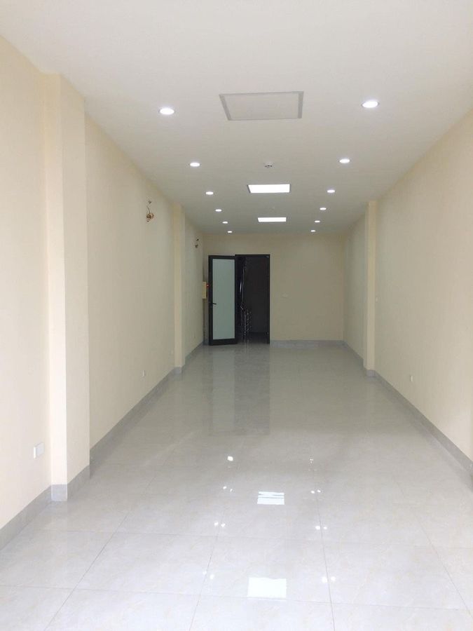 Bán Nhà Mặt Phố Lê Trọng Tấn. Thanh Xuân. Thang Máy. Ô Tô. Vỉa Hè. DT 71m2. Giá 26,76 Tỷ.