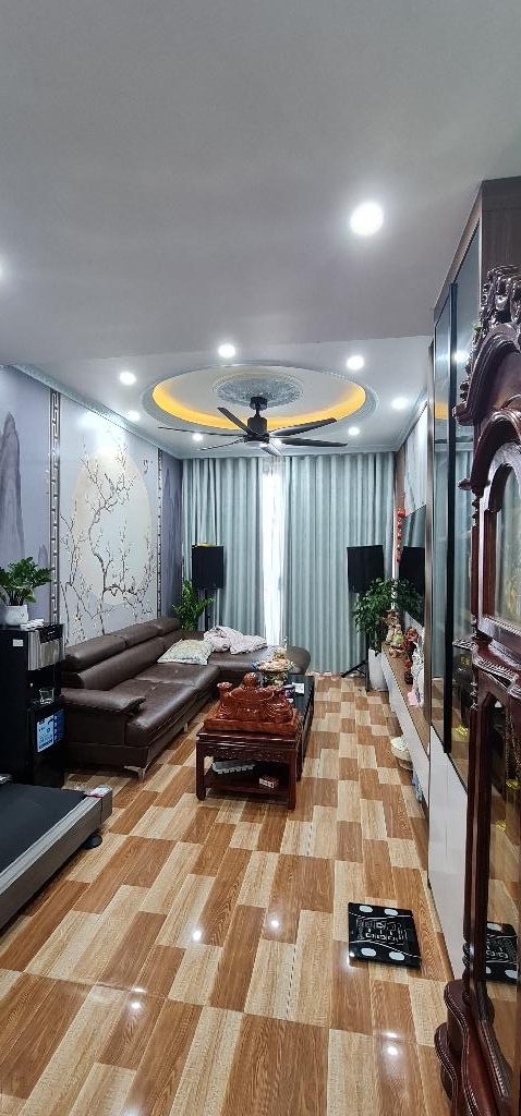 BÁN NHÀ THẠCH BÀN 72M2, 6 TẦNG THANG MÁY, LÔ GÓC, GARAGE Ô TÔ, CÁCH MẶT PHỐ VÀI BƯỚC CHÂN