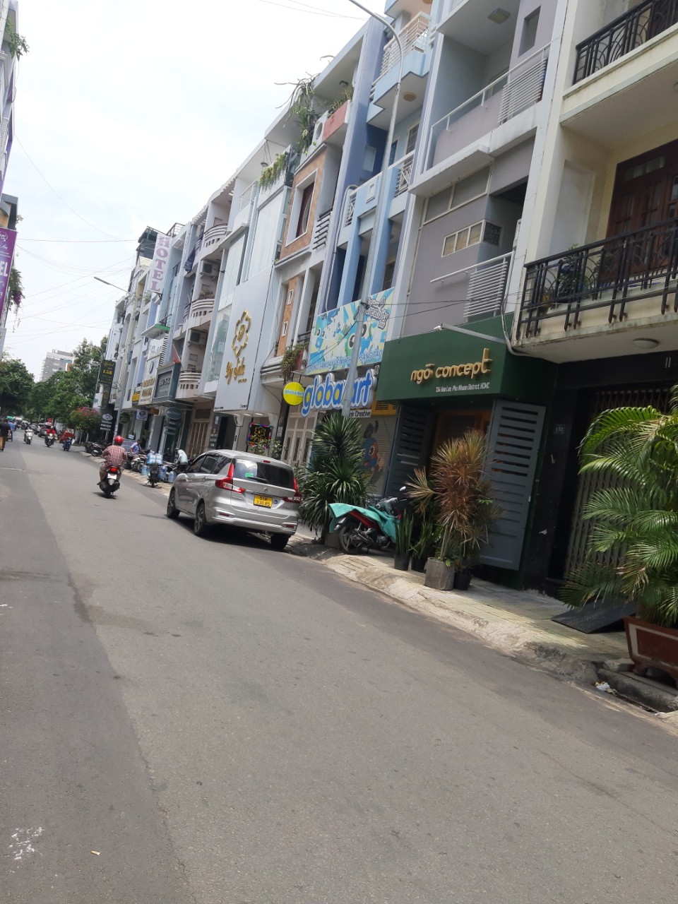 nhà 2 Mặt tiền trước sau khu vực Nguyễn Cửu Vân, DT 4.1x11, 6 tầng, giá 15 tỷ