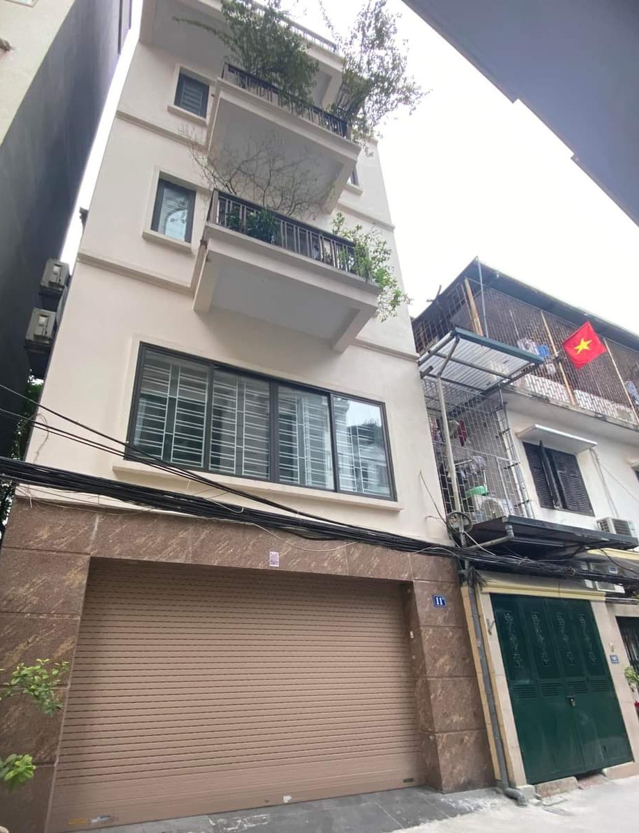 BÁN ĐẤT TẶNG NHÀ THỤY PHƯƠNG- DT83M2 - 4 TẦNG - MT5M - GIÁ 7 TỶ - BẮC TỪ LIÊM - ĐƯỜNG Ô TÔ TRÁNH