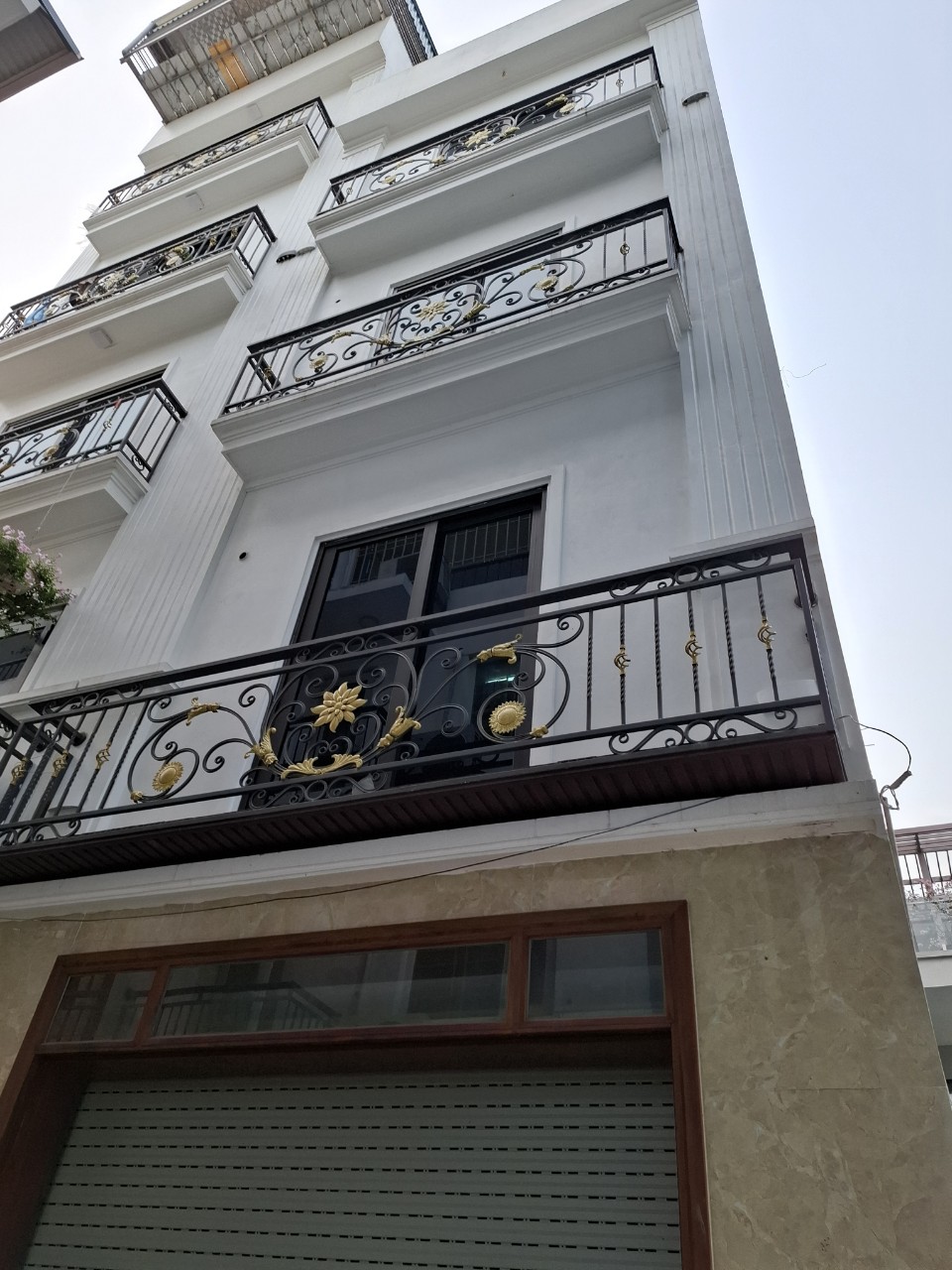 NHÀ ĐẸP HỌC VIỆN TÀI CHÍNH DT30M2 - 5 TẦNG - GIÁ 5.3TỶ - BẮC TỪ LIÊM ĐỂ Ở - KINH DOANH - GẦN Ô TÔ