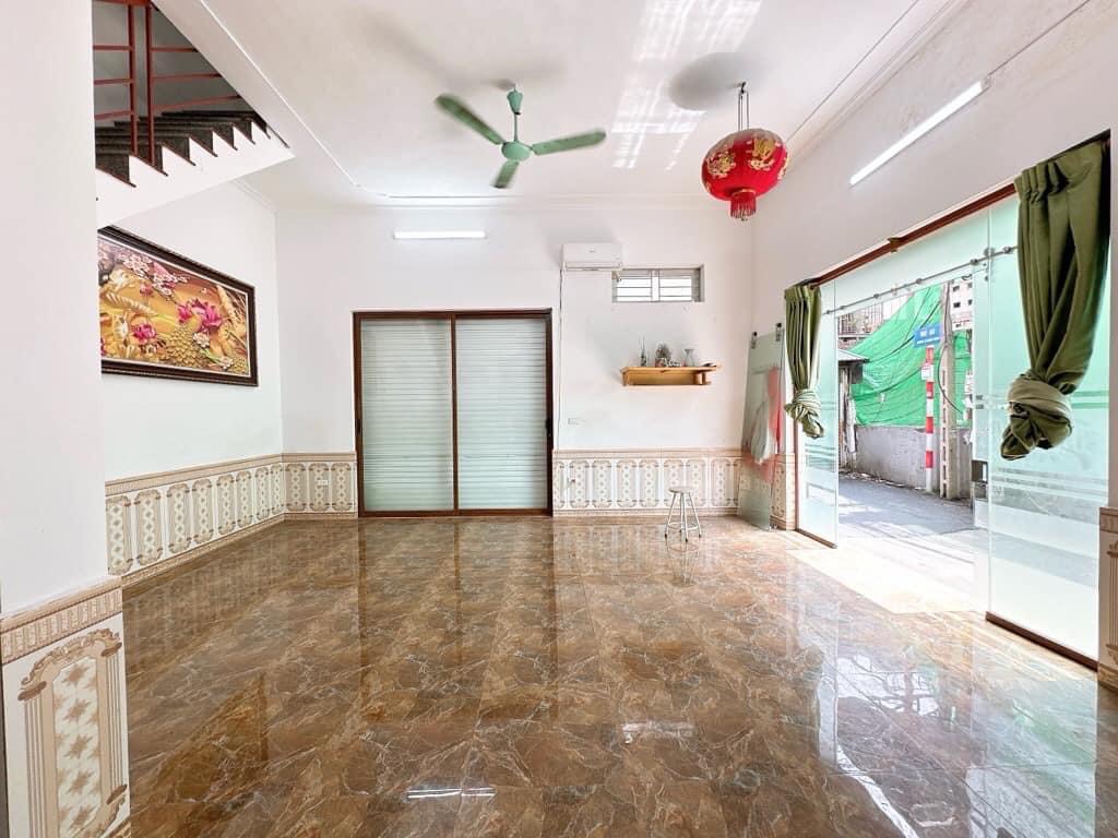 bán nhanh nhà khu hoàng hoa thám giá cực tốt
