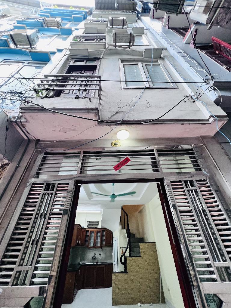 Nhỉnh 5 tỷ có Nhà 5 tầng Dương Khuê- Cầu Giấy,diện tích 30m2, 10m oto tránh.