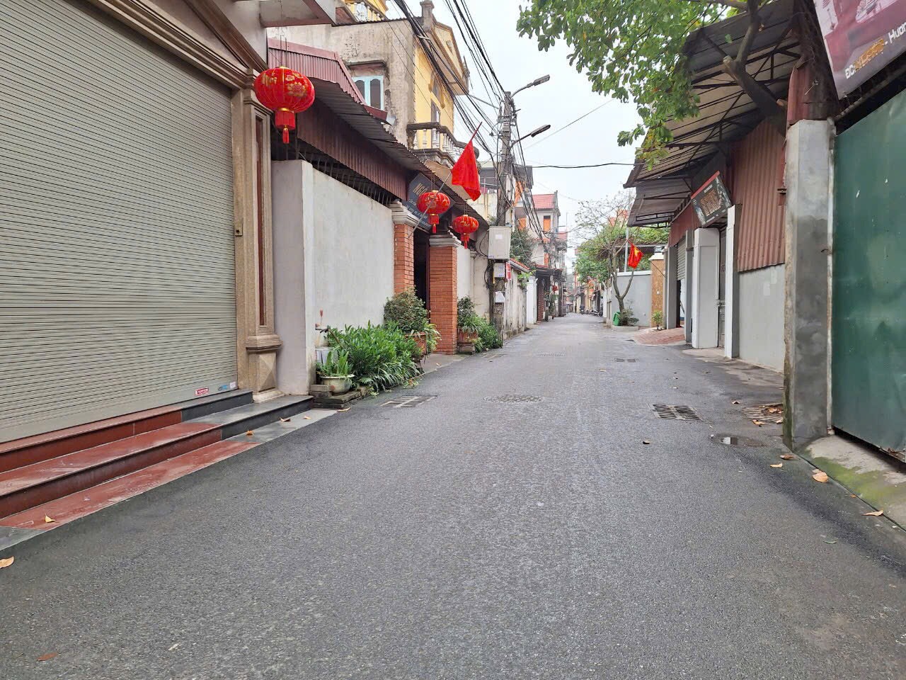 CHỈ 1.6 TỶ CÓ NGAY MẢNH ĐẤT LÔ GÓC DIỆN TÍCH 60 m mt 4 m đường 2 ô tô tránh nhau phóng ầm ầm LÔ GÓC GIÁ SIÊU HỜI Ở