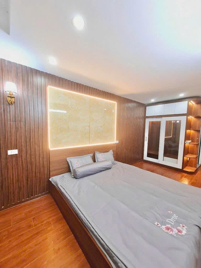 SỐC 3.68 tỷ có nhà KHÂM THIÊN - ĐỐNG ĐA 28m x 4 tầng x 3 ngủ - ĐẦY ĐỦ CÔNG NĂNG