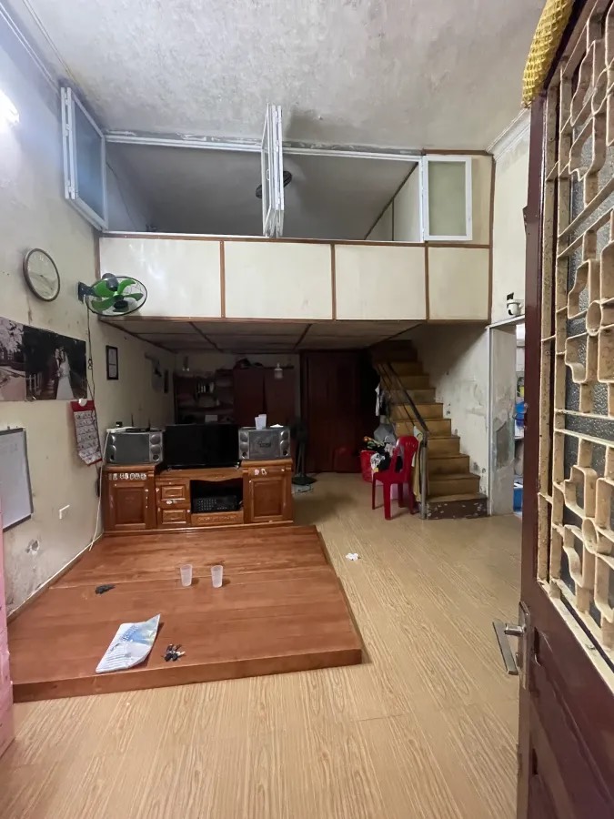 NHỈNH 4TỶ 38M-NHÀ MẶT NGÕ PHỐ VẠN KIẾP HOÀN KIẾM-30M RA ÔTÔ TRÁNH-TIỆN ÍCH NGẬP TRÀN