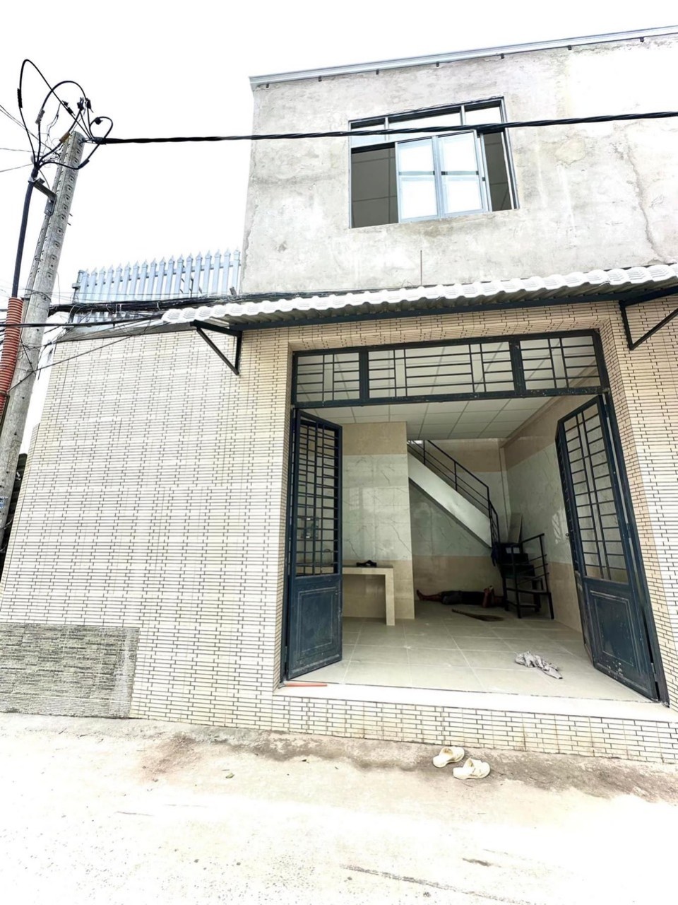 114 Nhà Chỉ : 5tr/tháng. ✓ Ở và Kinh doanh Cho thuê nhà mặt tiền đầu hẻm kdc Đại Ngân, An Khánh, Ninh Kiều