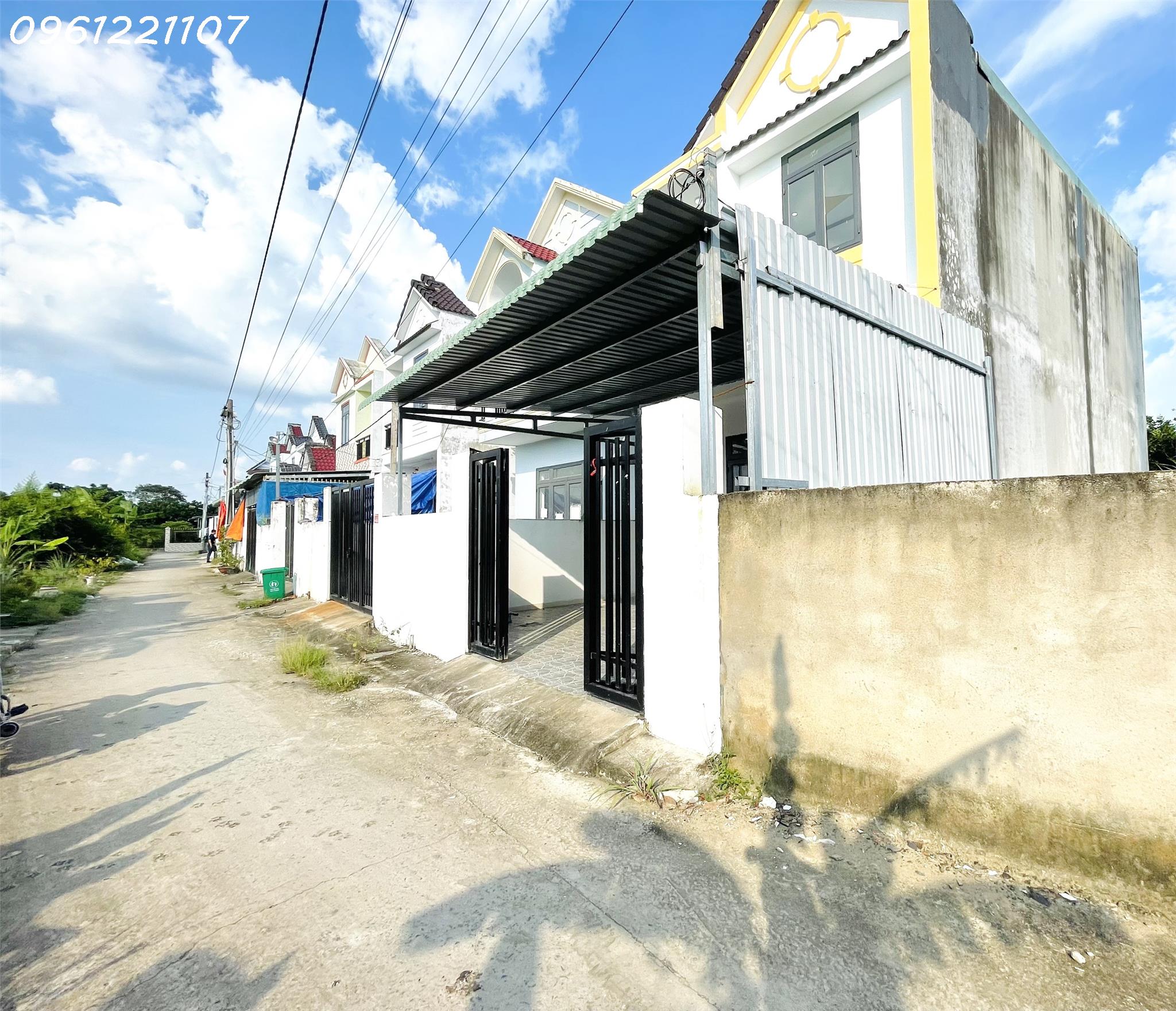 cần tìm nhà ngộp thì bấm vô xem nhà sổ riêng thổ cư