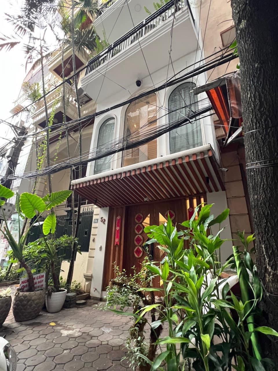 Ngõ 46 Phạm Ngọc Thạch - Đống Đa Nhà phân lô - THANG MÁY KÍNH TỐC ĐỘ CAO.