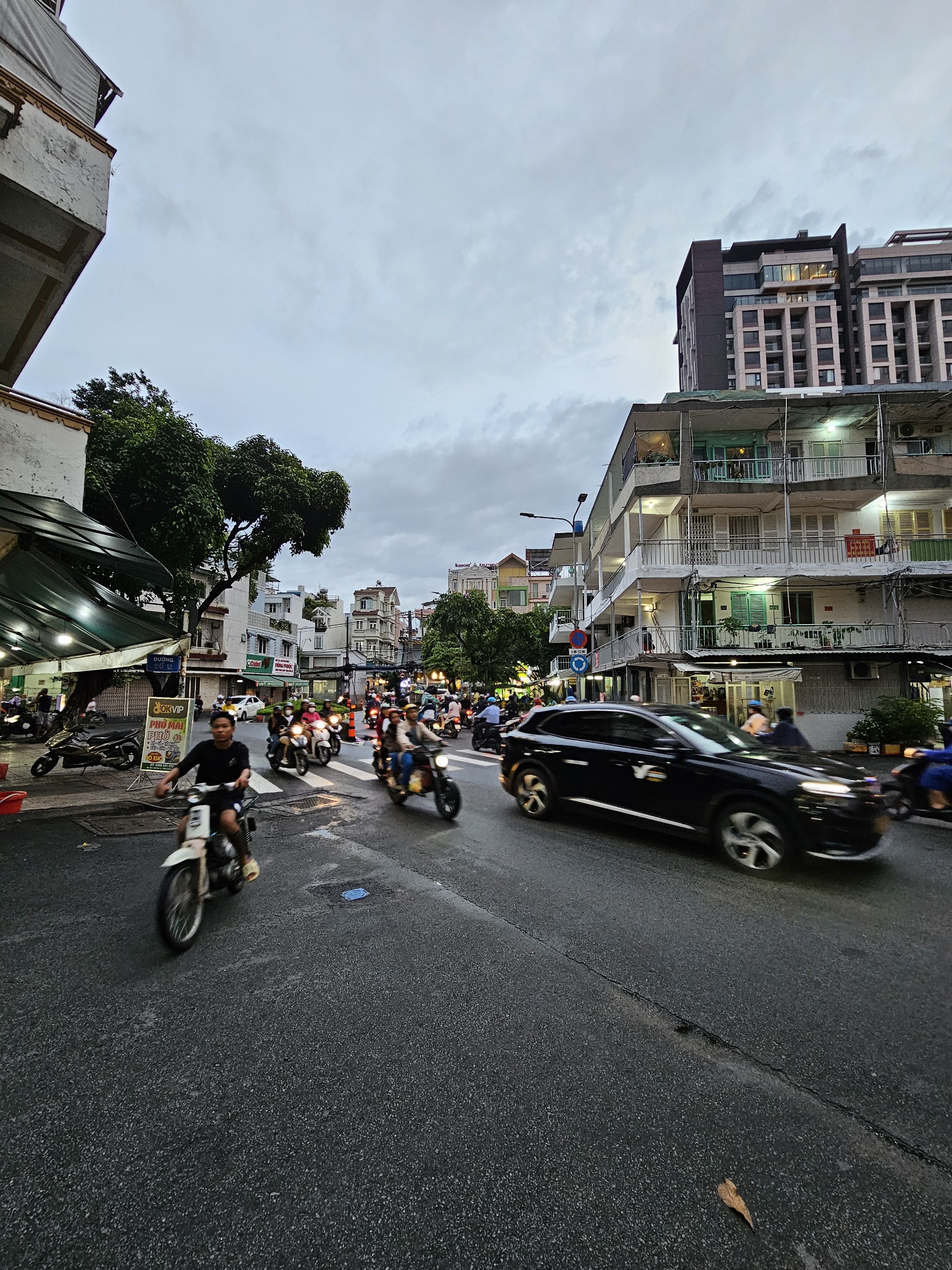 Hẻm xe hơi Ngang 3.5 x9 -đúc 3 tấm hơn 4 tỷ Q4