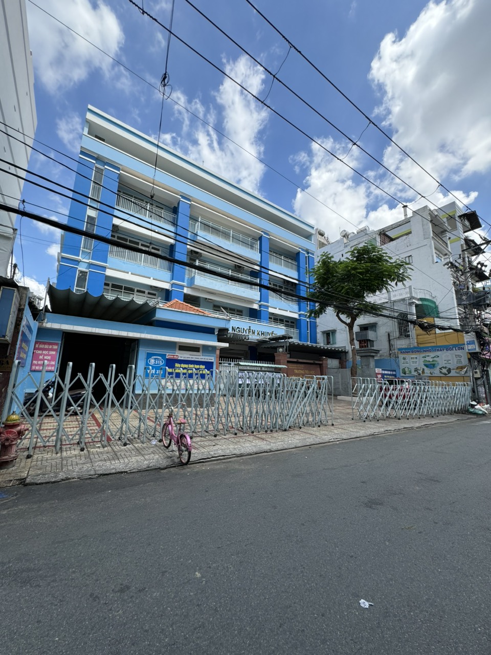 Bán Nhà Tân Bình - Trường Chinh - Trung Lang - Hẻm Thông - 78m2, 3 tầng, Chỉ 6.5 Tỷ.