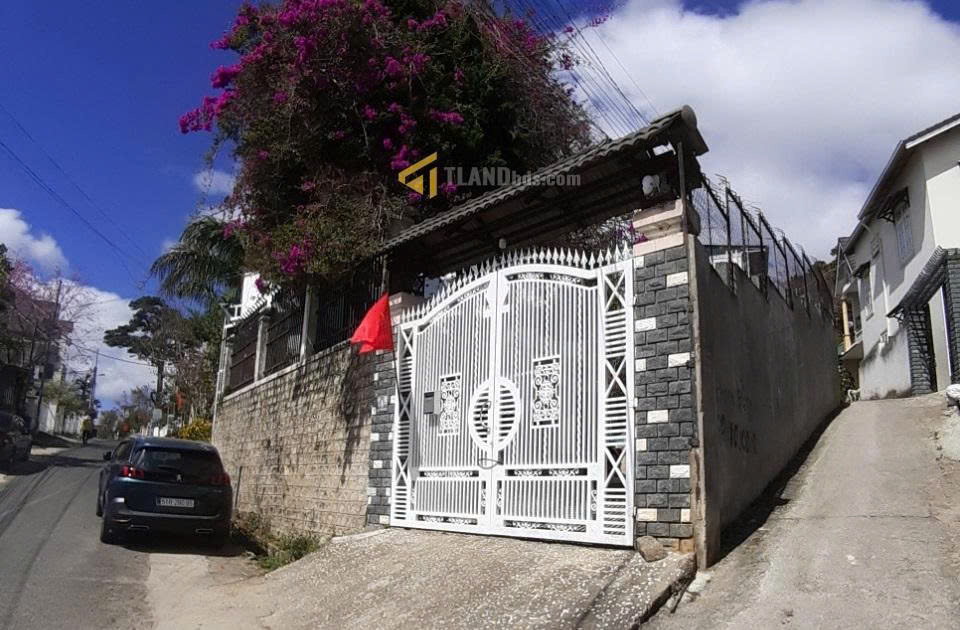 • SIÊU HÓT ! CHÍNH CHỦ CẦN BÁN NHANH LÔ ĐẤT 2 MẶT TIỀN ĐƯỜNG LÊ VĂN TÁM - PHƯỜNG 10 - TP ĐÀ LẠT / 19 TỶ