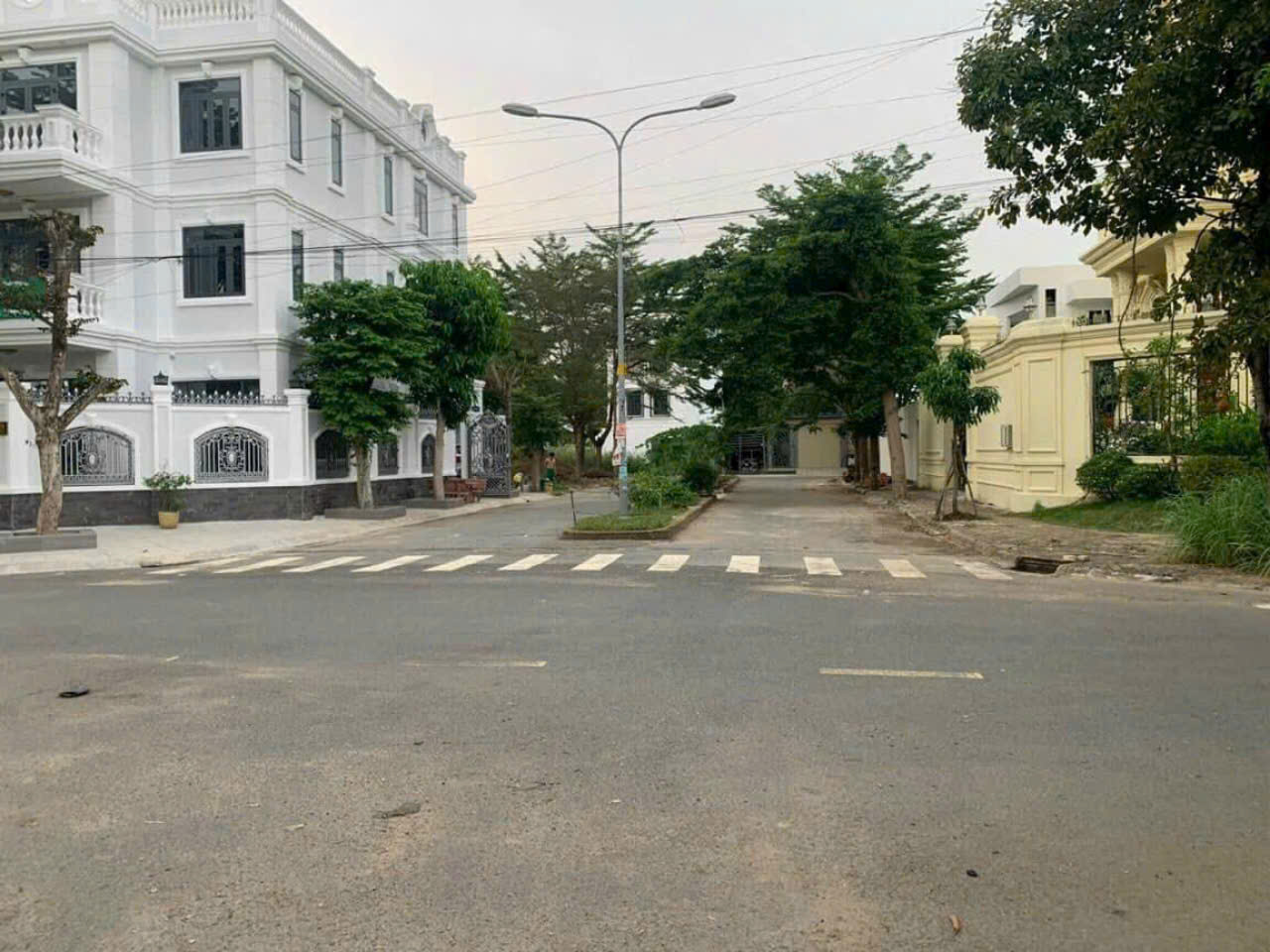 CHÍNH CHỦ CẦN BÁN 2 NỀN BIỆT THỰ PHƯỜNG PHÚ HỮU TP THỦ ĐỨC