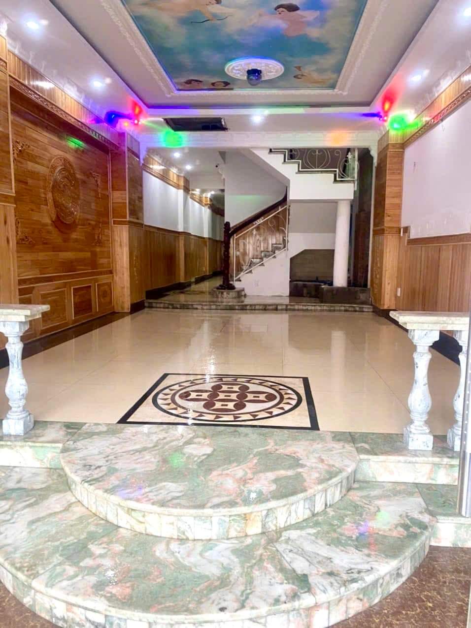 Bán nhà hẻm xe hơi hàng ngộp - Nguyễn Ảnh Thủ Hiệp Thành Quận 12 – 120m2 – 4 tầng chỉ hơn 5 tỷ