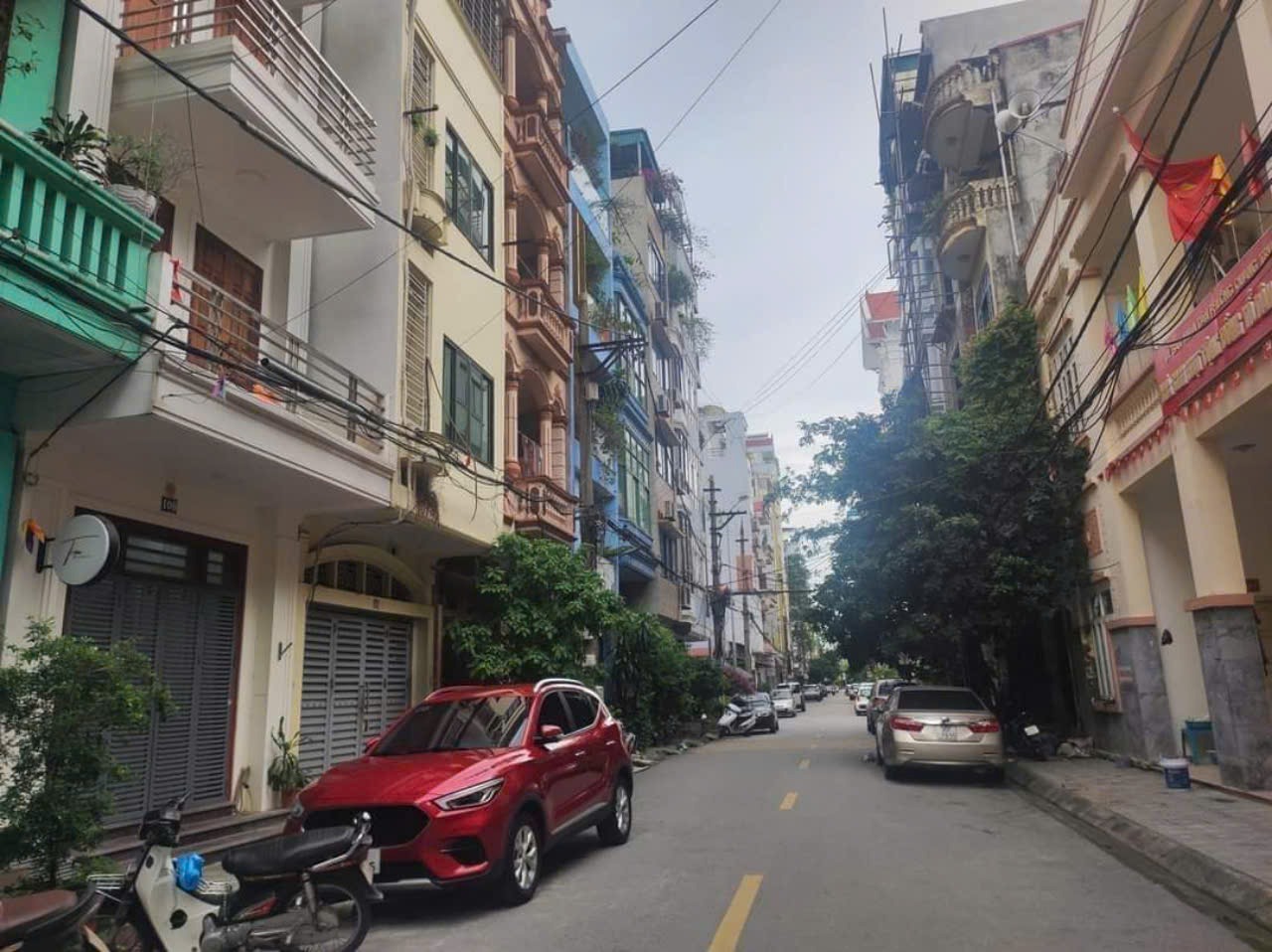 Bán nhà Phố Lý thương Kiệt hà Đông vỉa hè ô tô tránh kd 6 tầng hơn 10 tỷ