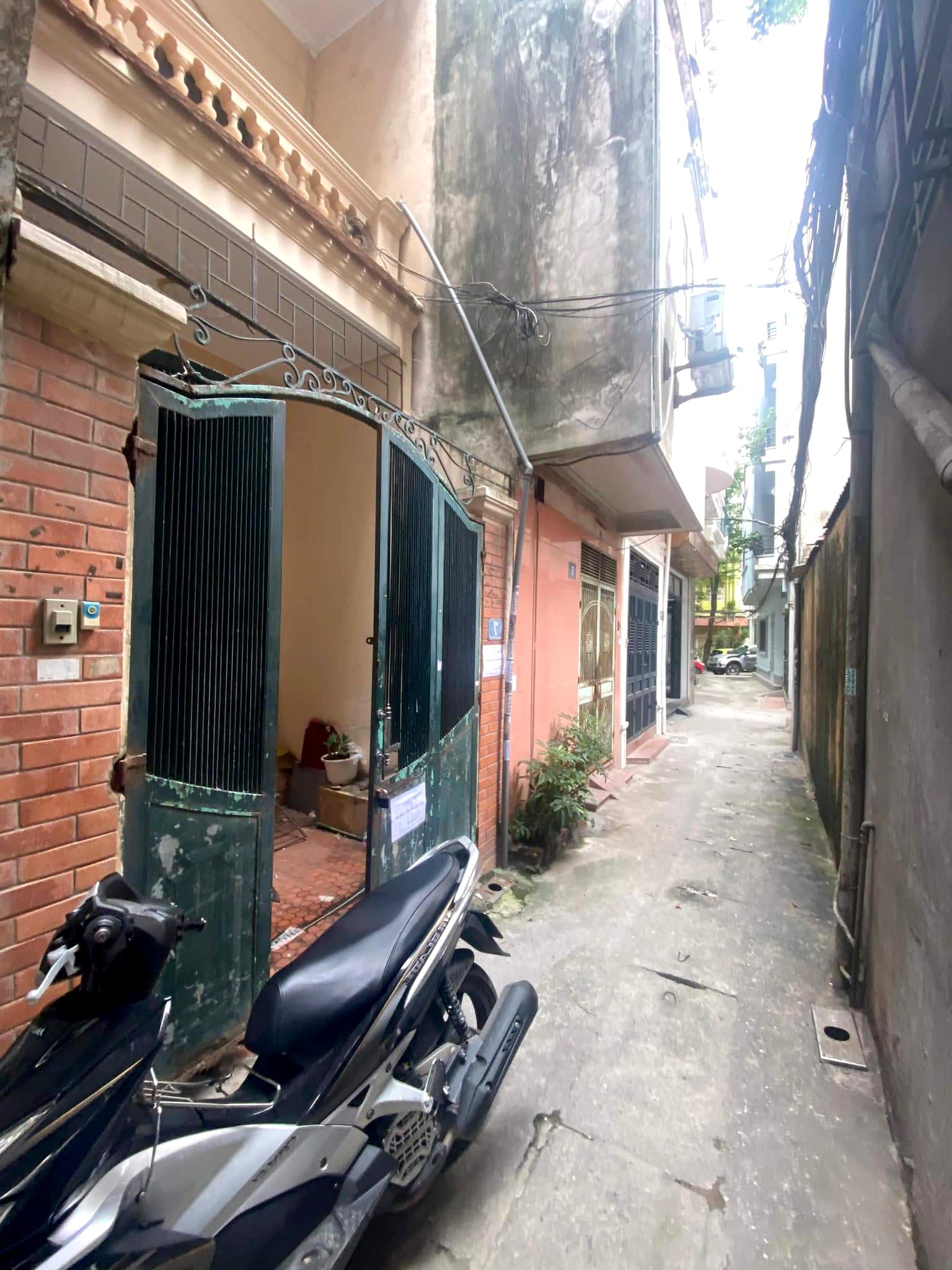 ĐÀO TẤN - BA ĐÌNH - Ô TÔ LÙI CỬA - 20M RA Ô TÔ TRÁNH - 2 THOÁNG - HƠN 9 TỶ