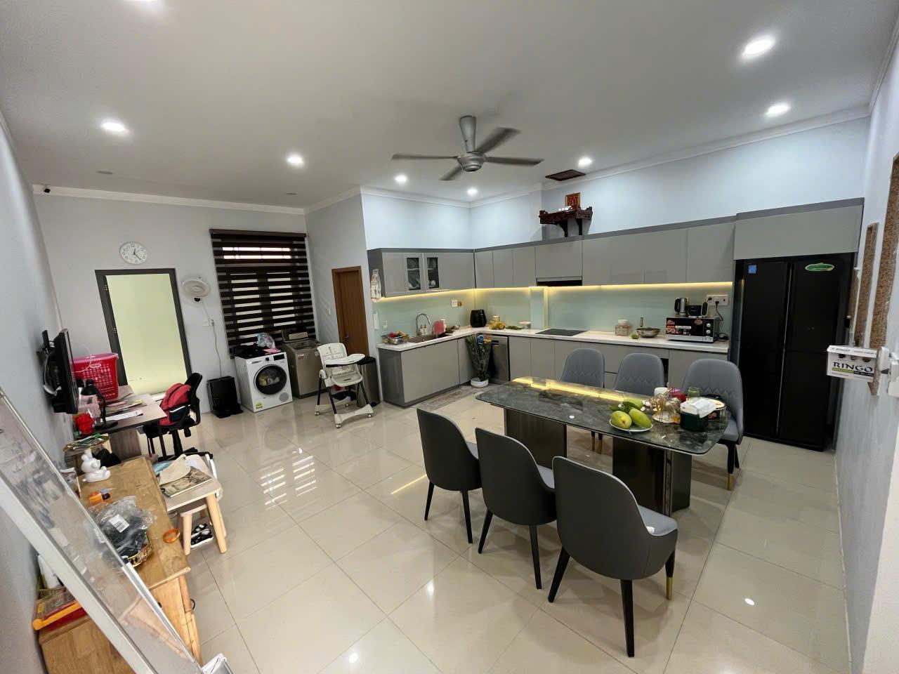 Nhà Đẹp – Giá Tốt – Cần Bán Nhanh Căn Nhà Mặt Tiền Tại Hẻm 148 Phan Trung.( cách mặt tiền Phan Trung 30m)