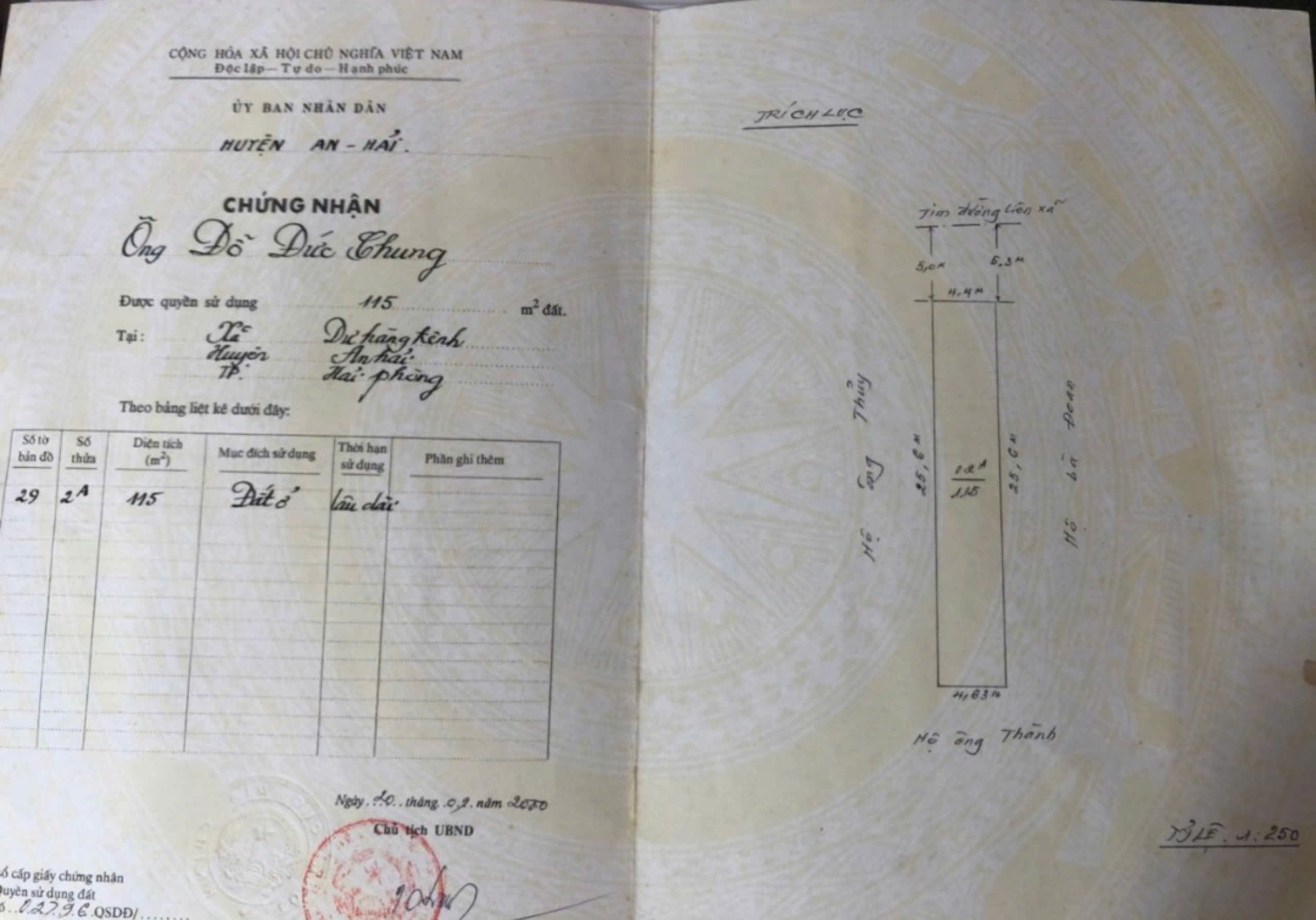 Bán đất tặng nhà mặt đường CHợ Hàng Mới, diện tích 115m giá 11.2 tỉ vị trí cực đẹp