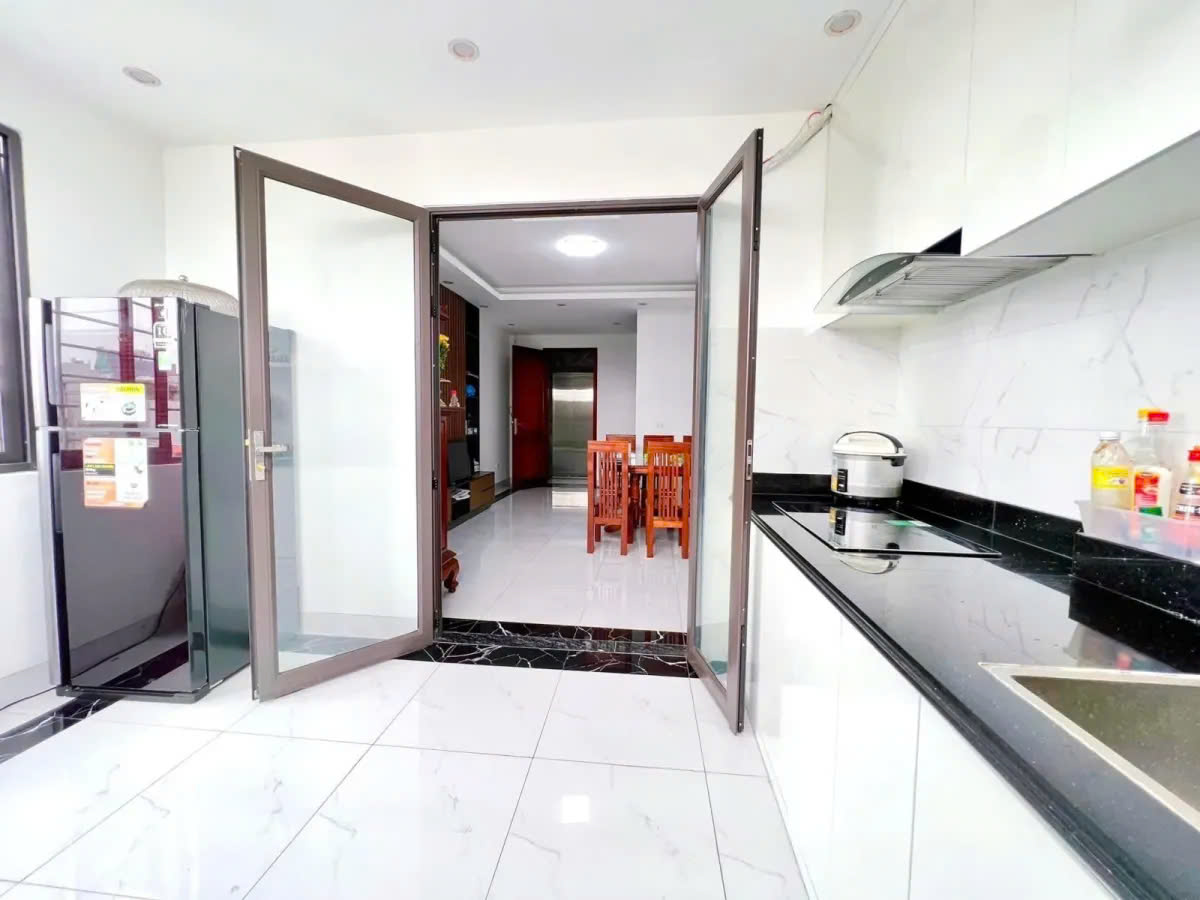 NGHI TÀM, TÂY HỒ, 47M2 x 6 TẦNG, MẶT NGÕ Ô TÔ DÂN PHỐ, THÔNG TỨ TUNG, KINH DOANH ĐẲNG CẤP, THANG MÁY GIÁ 12 TỶ