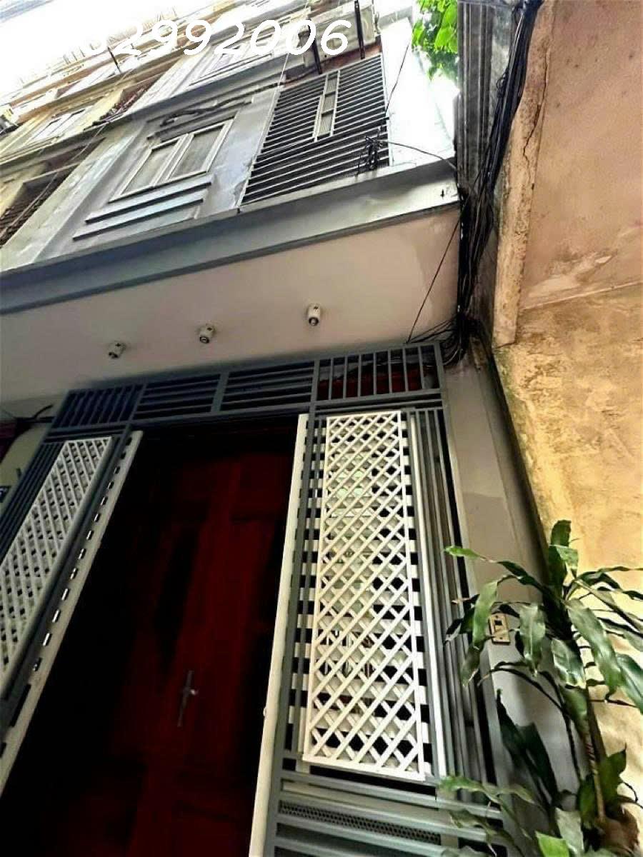 Bán nhà Phố Nguyễn Khánh Toàn, nội thất đầy đủ mới đẹp, nở hậu, 2 thoáng 48m x5 tầng