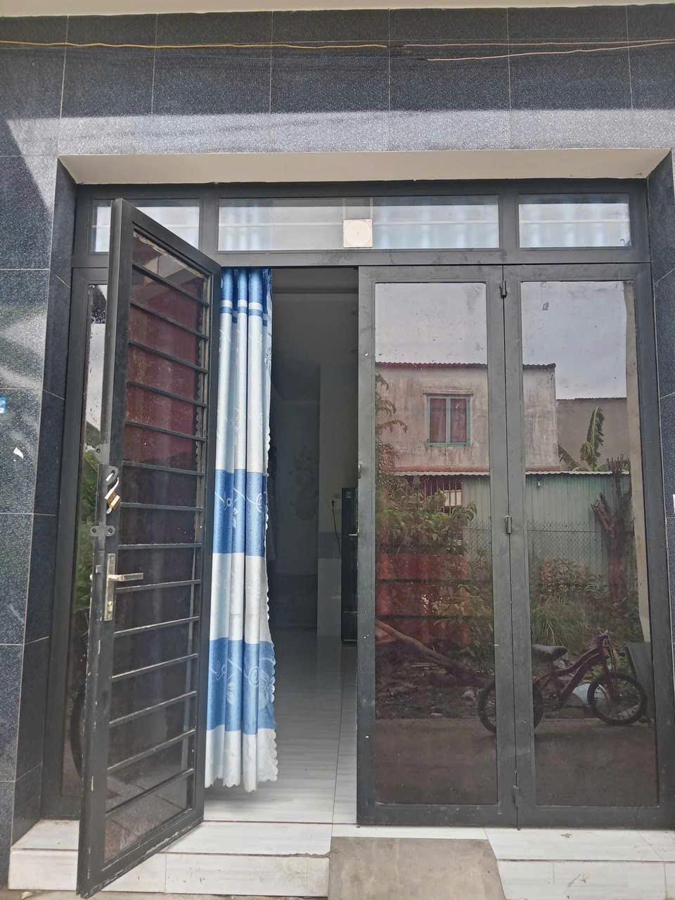 HOT !!! NHÀ Chính Chủ - Giá Tốt - Cần Bán Nhà Tại Đường Huỳnh Văn Tiết, Xã Hưng Long, Bình Chánh,HCM