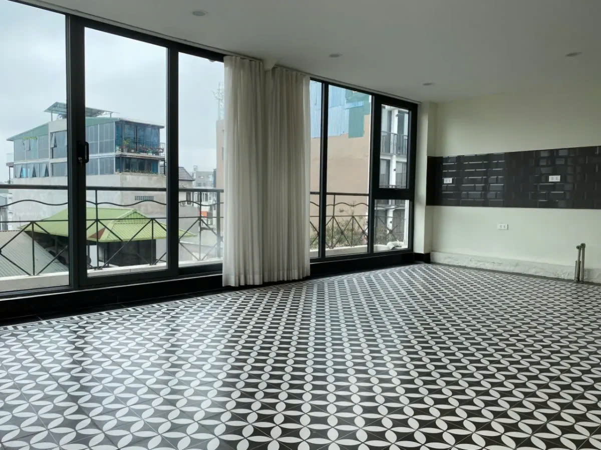 YÊN PHỤ, TÂY HỒ, 42M2 x 7 TẦNG, NHÀ MẶT PHỐ, LÔ GÓC, BA MẶT THOÁNG, VỈA HÈ, KINH DOANH SẦM UẤT GIÁ 21 TỶ